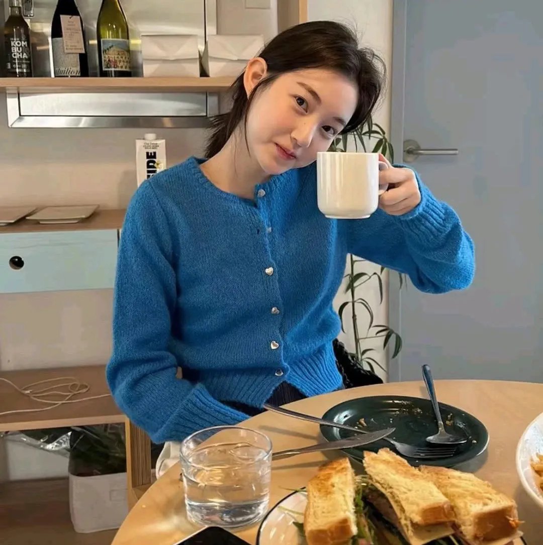 罗炜茜